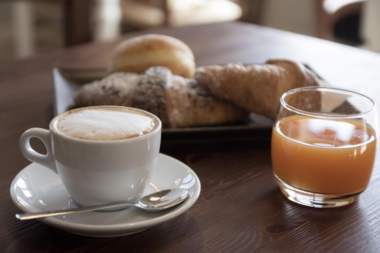 La Tela Bianca Couette-café